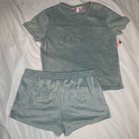 Juicy COUTURE Velour Logo Diamond Embellished 2pc Pajama Shorts Set ✨ - Picture 1 of 3